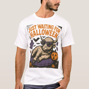 Camiseta Esperando por Halloween Highland Cow