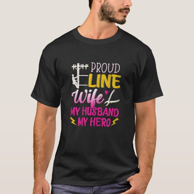 Camiseta Esposa De La Línea Orgullosa Mi Esposo Mi Héroe (Anverso)