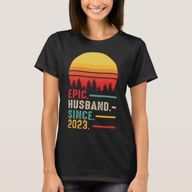 Camiseta Esposo épico desde 2023 Feliz aniversario (Anverso)