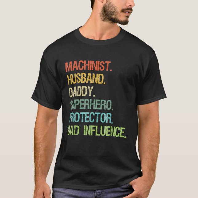 Camiseta Esposo machista Papi Superhéroe Protector DAD (Anverso)