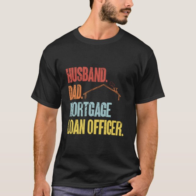 Camiseta Esposo Padre Morte Oficial de Préstamos (Anverso)