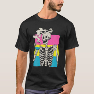 Camiseta Esqueleto Bebiendo Café LGBT Q Pansexual Orgullo