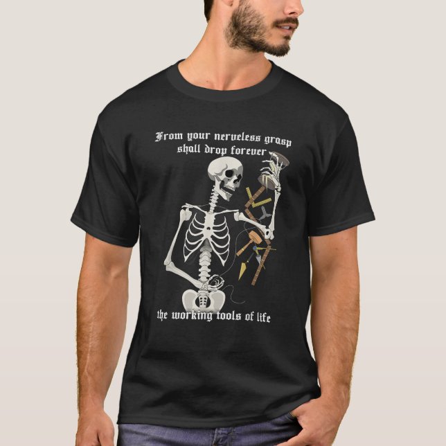 Camiseta Esqueleto de herramientas de trabajo masónicas (Anverso)