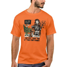Esqueleto divertido de Creepmas eligiendo un árbol