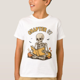 Camiseta Esqueleto divertido de Halloween leyendo libro 67 