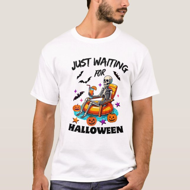 Camiseta Esqueleto esperando la temporada espeluznante de H (Anverso)
