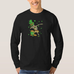 Camiseta Esqueleto haciendo Dabbing día de San Patricio niñ