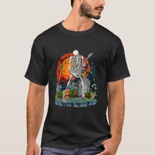 Camiseta Esqueleto tocando rock en guitarra Feliz Halloween