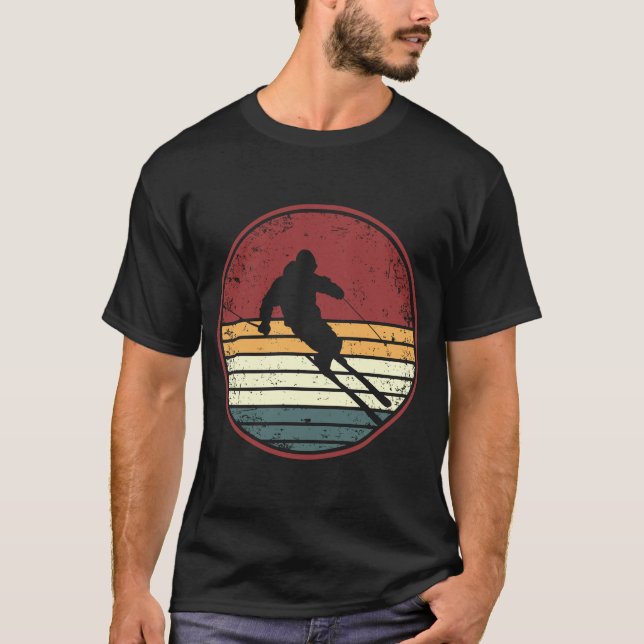 Camiseta Esquiadores excursiones de esquí a través de las m (Anverso)