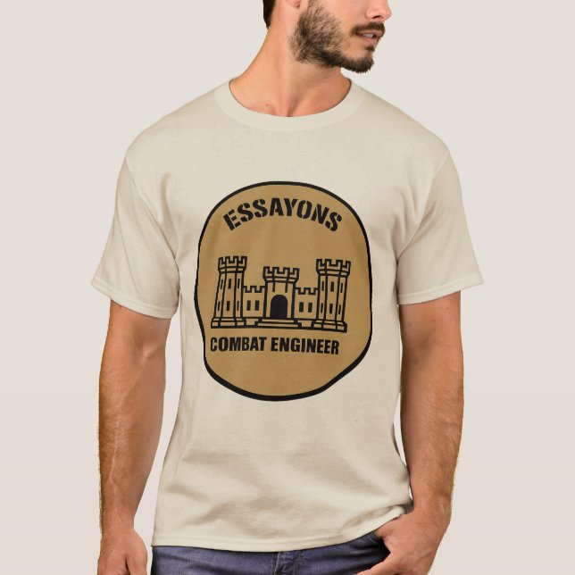 Camiseta Essayons Combat Engineer Badge Tee (Anverso)