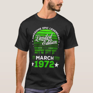Camiseta Essential Awesome Epic Legendary Since1972