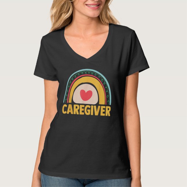 Camiseta Essential Worker Caregiving Boho Rainbow Caregiver (Anverso)
