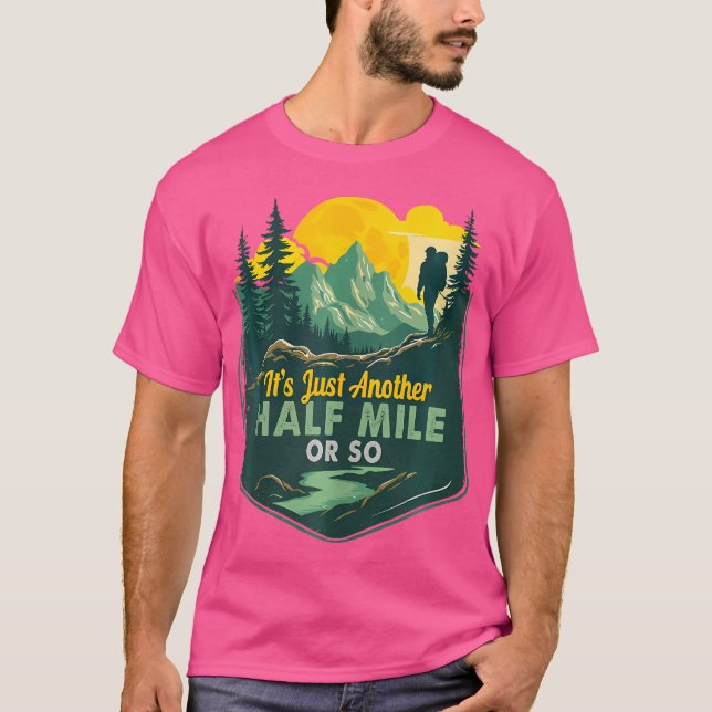 Camiseta Está A Sólo 800 Metros De Camping Fu. (Anverso)