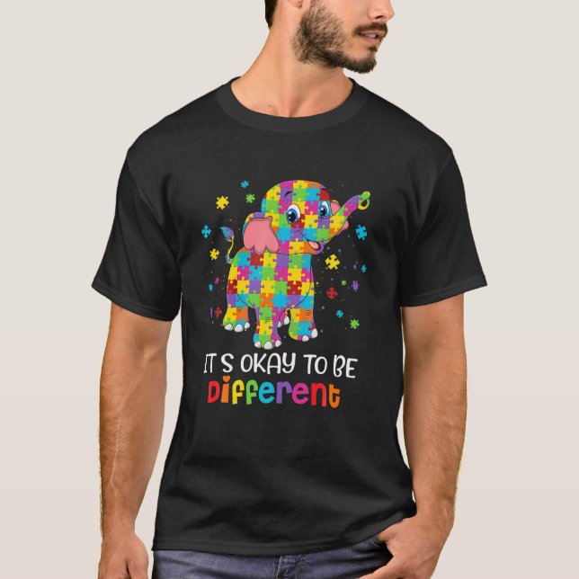 Camiseta Está bien ser el autismo del rompecabezas de los e (Anverso)