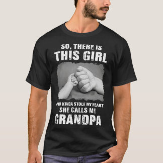 Camiseta Esta Chica Que Me Robó El Corazón Me Llama Gr