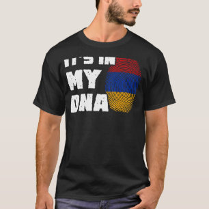 Camiseta Está en mi ADN Armenia Bandera Hombres huellas dig