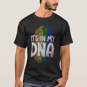 Camiseta Está En Mi Adn Bandera Arcoiris Huellas Detrás Del