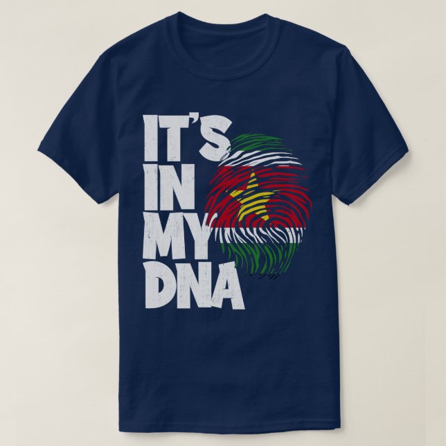 Camiseta ESTÁ EN MI ADN Bandera Surinam Hombres Mujeres Niñ (Diseño del anverso)
