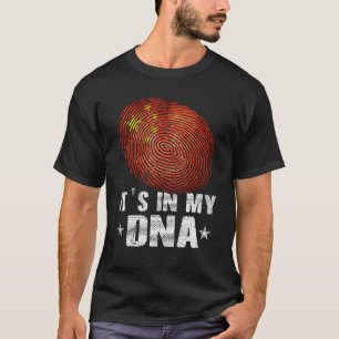 Camiseta Está en mi ADN China Bandera Retro chino sostengo 