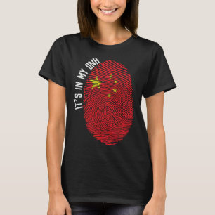 Camiseta Está en mi ADN Huella dactilar de la bandera de Ch