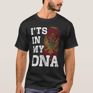 Camiseta Está En Mi ADN Huella Dactilar Montenegrina Orgull