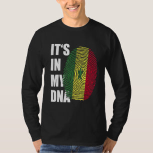 Camiseta Está en mi ADN Orgullo de huellas digitales de la