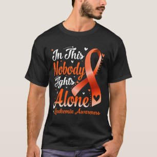 Camiseta Esta familia no lucha sola contra la leucemia