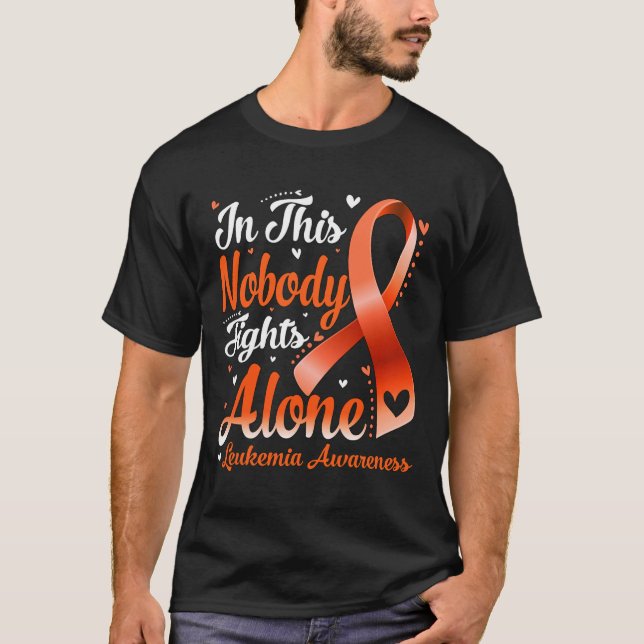 Camiseta Esta familia no lucha sola contra la leucemia (Anverso)