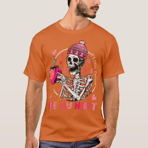 Camiseta Está frío afuera como mi corazón café amor