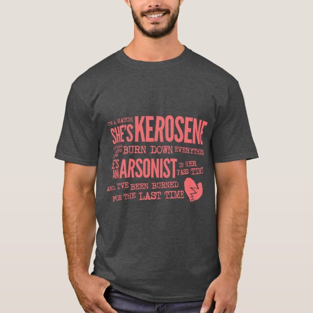 Camiseta Está Kerosene Oversized (Anverso)