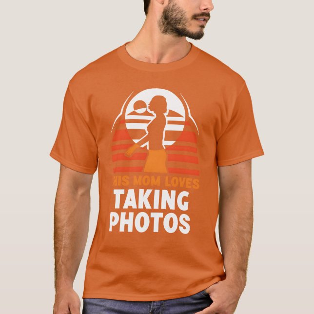 Camiseta Esta mamá ama fotos madre financiación de fotograf (Anverso)
