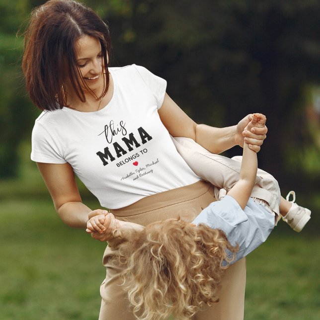 Camiseta Esta Mamá Pertenece A Mamá (Subido por el creador)