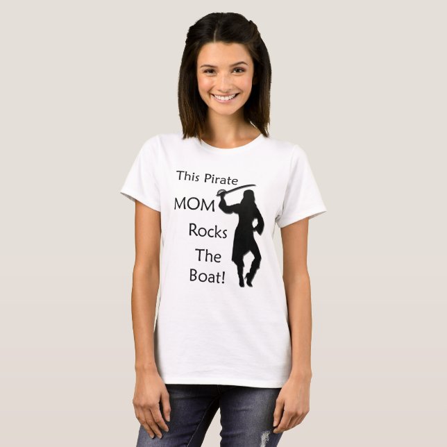 Camiseta ¡Esta mamá pirata estremece el barco! (Anverso completo)