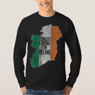 Camiseta Esta Noche Bebo Para Irlanda