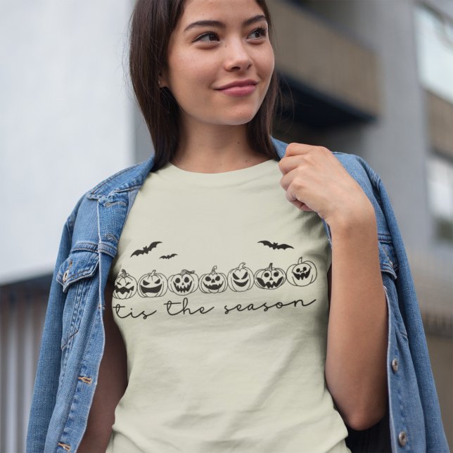 Camiseta Esta temporada atemorizó la calabaza de murciélago (Subido por el creador)