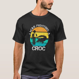 Camiseta Estaba Luchando Contra Una Lesiones De Brazo Roto