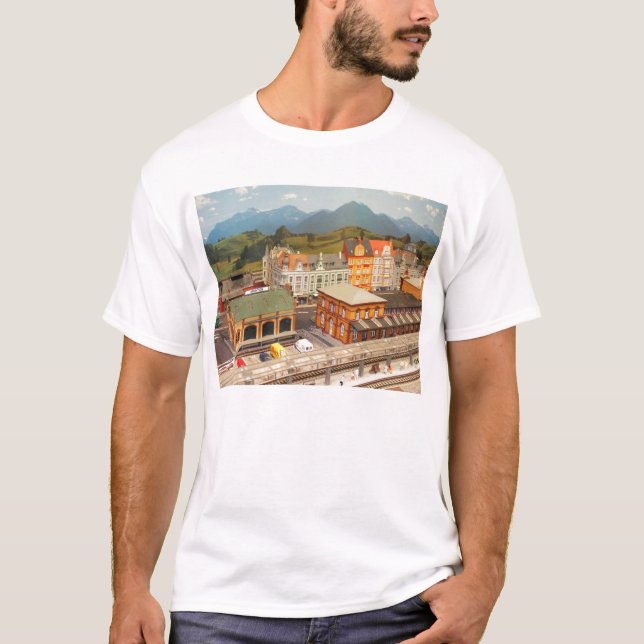 Camiseta Estación de ferrocarril modelo y ciudad (Anverso)