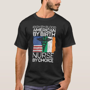 Camiseta Estadounidense Por Enfermera De Nacimiento Por Ele