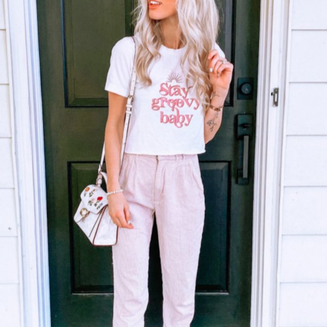 Camiseta Estancia rosa retro de TRIXIE 70: bebé hippie (Subido por el creador)