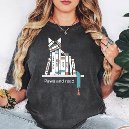 Camiseta Estante de libros de gato garras y arte de lectura