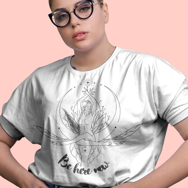 Camiseta Estar aquí ahora Ram Dass Mindness Cita Diseño (Subido por el creador)