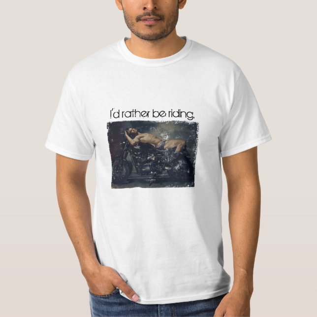 Camiseta Estaría montando bastante (Anverso)