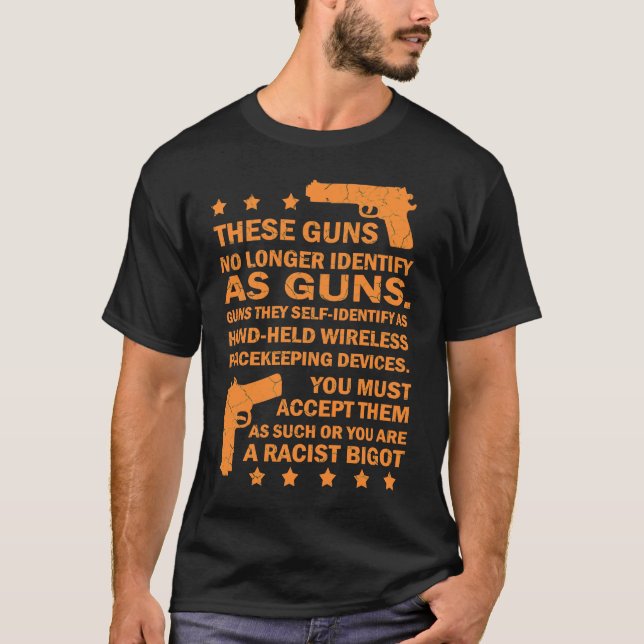 Camiseta Estas Armas Ya No Se Identifican Como Armas De Fue (Anverso)