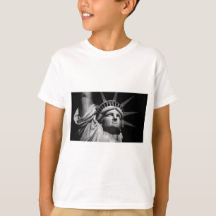 Camiseta Estatua blanca negra de la libertad en Nueva York