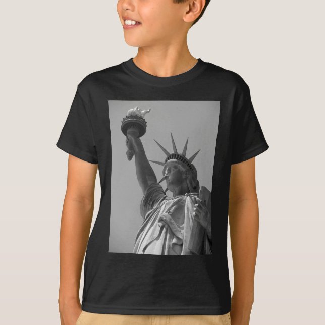 Camiseta Estatua blanca y negra de la libertad en Nueva Yor (Anverso)