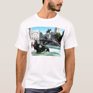 Camiseta Estatua y fuente en la Plaza Trafalgar