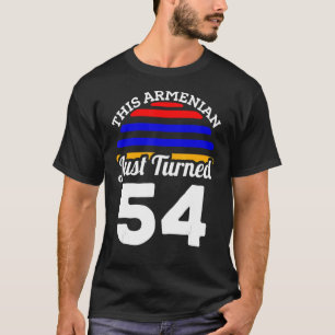 Camiseta Este armenio acaba de cumplir 54 años en Armenia