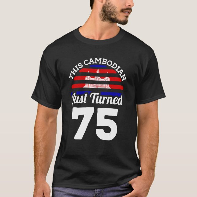 Camiseta Este camboyano acaba de cumplir 75 años en Camboya (Anverso)