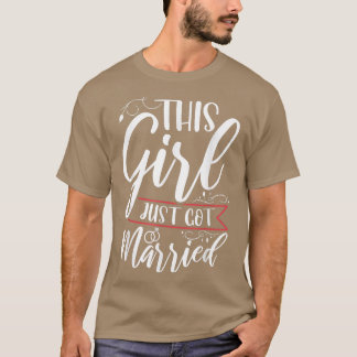 Camiseta Este Chica Acaba De Casarse Con Una Novia Casada11