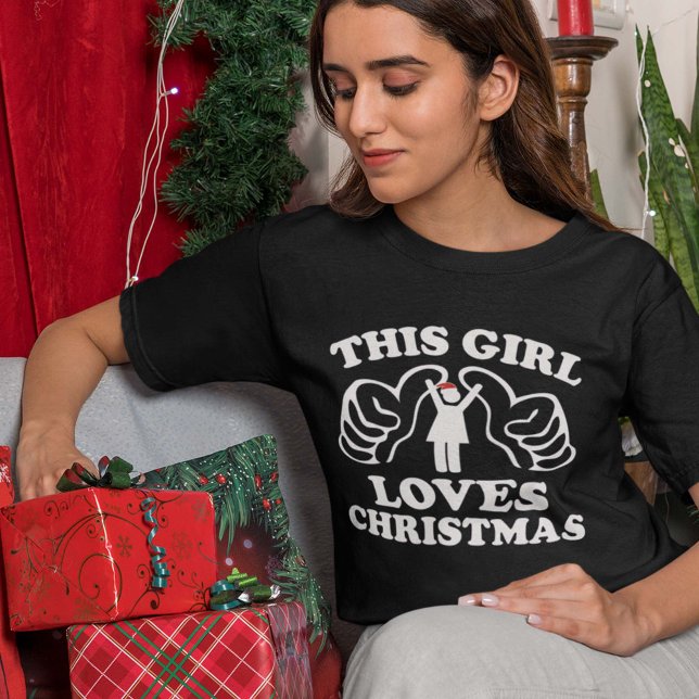 Camiseta Este Chica ama a los Navidades (Subido por el creador)